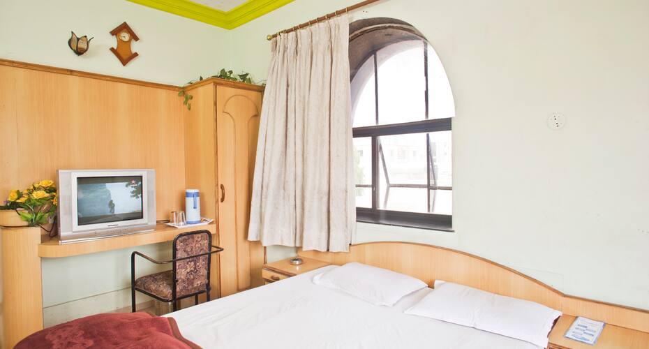Hotel City Palace, Rajkot 5